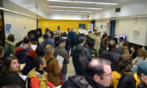 Masovan odziv Amerikanaca na izborima