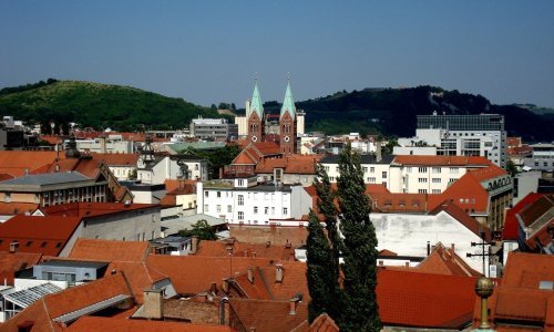 Pet osoba ranjeno, a uništeno najmanje 15 stanova u eksploziji u Mariboru