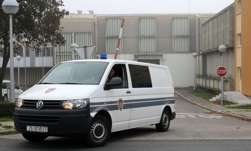 Iz Remetinca pušten osumnjičeni za podmetanje bombi pod Porsche zagrebačkog poduzetnika