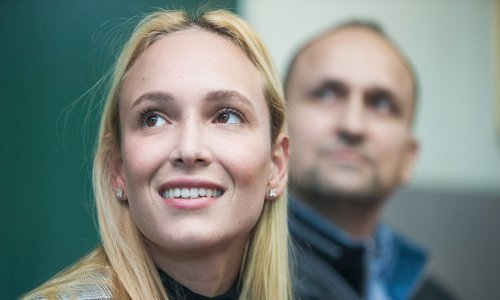 Uživa u toplim krajevima: Naša popularna tenisačica pokazuje fit liniju u kupaćem kostimu