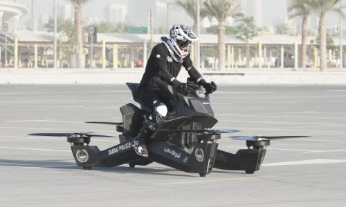 Policija u Dubaiju dobila novo prijevozno sredstvo - leteće motocikle!
