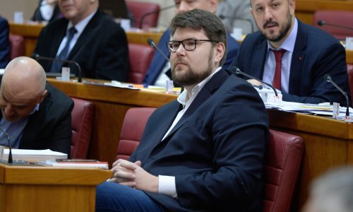 Grbin kolegama u SDP-u: Ili dokaze na sunce, ili šutite i pokrijte se ušima!