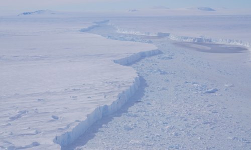 NASA je na Antarktici snimila nevjerojatan prizor supermasivnog glečera