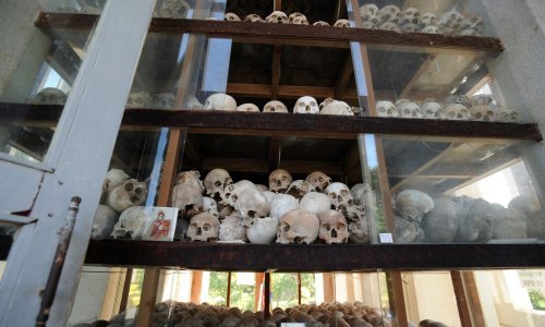U Kambodži prvi puta donesena presuda za genocid protiv Crvenih Kmera
