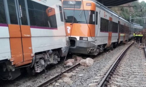 Vlak iskočio iz tračnica nedaleko od Barcelone, jedna osoba poginula