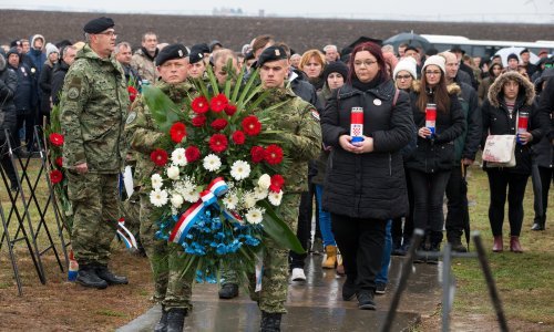 Odana počast žrtvama Ovčare