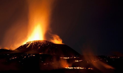 Anak Krakatau u erupciji izgubio dvije trećine mase i visine