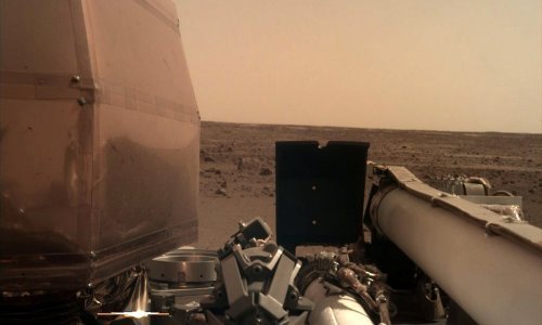 InSight je sletio na Mars i poslao prve fotografije, otkriveno što će sve raditi u iduće dvije godine