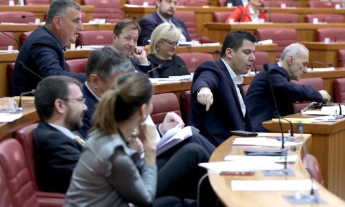 Oporba: Pobjeda opozicije nad samovoljom HDZ-a i Reinera