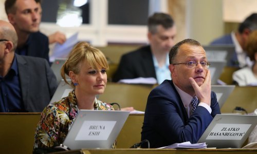 Bandić smijenio Esih, Hasanbegovića i Lederer