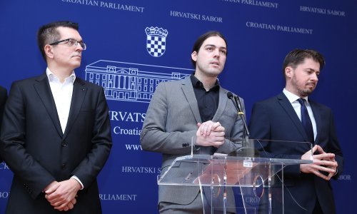 Oporba traži ostavku ministra financija Marića