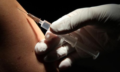 Sve manje djece cijepljeno protiv ospica, rubeole i zaušnjaka, povećan rizik od epidemije