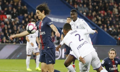 Strasbourg zaustavio vodeći PSG, porazi Marseillea i Lyona, stravična ozljeda Subotića
