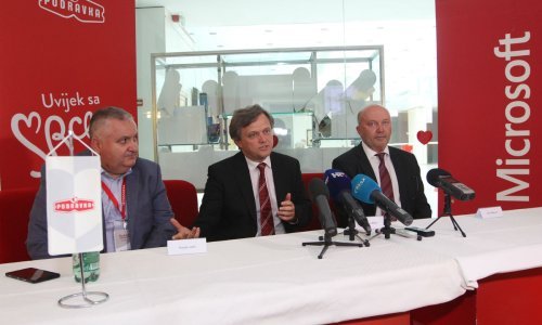 Direktori zadovoljni prvim korporativnim hackatonom