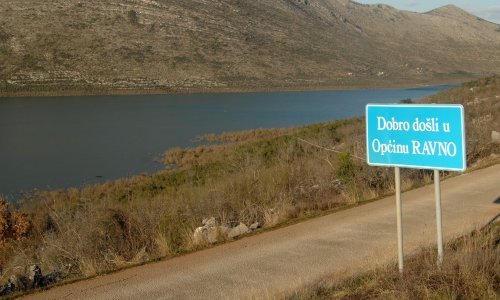 Oskvrnuto spomen obilježje hrvatskim braniteljima nedaleko Dubrovnika