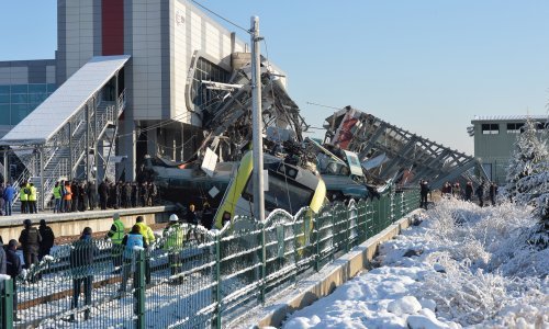 Teška nesreća: u Ankari se sudarila dva vlaka, najmanje devet mrtvih