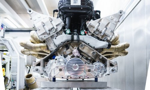 Aston Martinov monstruozni V12 moći će prevaliti više od 100.000 km