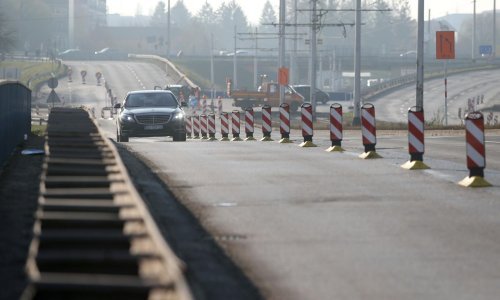Zbog jakog vjetra na snazi su brojna ograničenja u prometu, pročitajte što kaže HAK