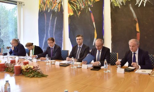 Plenković: S predsjednicom smo pričali o aferi SMS, to se mora riješiti do kraja