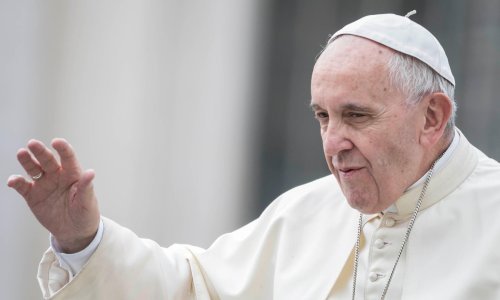 Papa Franjo pozvao svećenike koji su seksualno zlostavljali maloljetnike: Predajte se vlastima