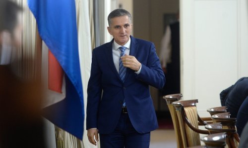 Ministar Marić i biskup Uzinić potpisali ugovor o darovanju zemljišta za novu crkvu i pastolarni centar