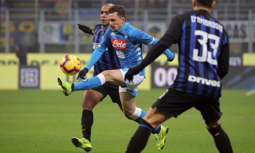 Inter u dramatičnom derbiju svladao Napoli u posljednjim trenucima utakmice