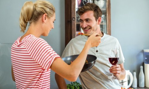 Lavovi i Strijelci odlično će započeti godinu, ljubav Rakova ići će kroz želudac, a Vage će biti partner iz noćnih mora