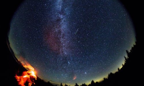 Uživajte, odabrali smo najljepše slike kiše meteora snimljene ove godine