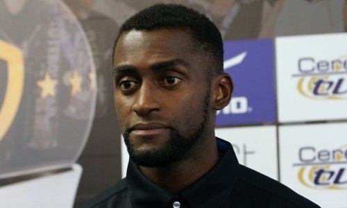 Strašna kalvarija posrnulog slavnog napadača: Svake noći se budi u bolovima