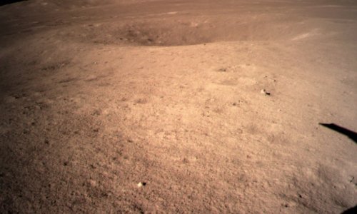 Kineska letjelica poslala prve fotografije: Pogledajte kako izgleda 'tamna' strana Mjeseca