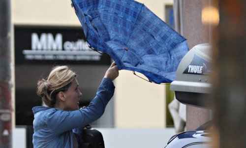 Za obalu, Liku i Slavoniju izdan meteoalarm, evo kakvo nas vrijeme čeka do kraja tjedna i kada će opet pasti snijeg