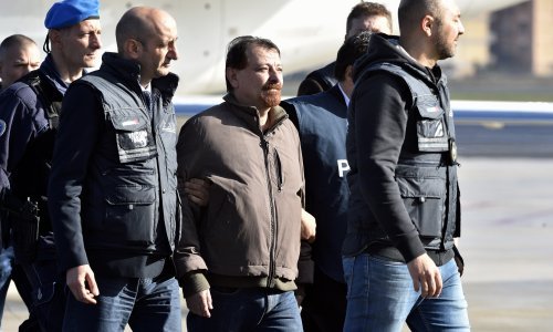 Cesare Battisti vraćen u Italiju nakon 40 godina skrivanja