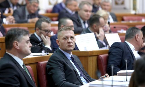 Oporba žestoko o Ini: Marić je tvrdio da je zatvaranje rafinerije nacionalna izdaja