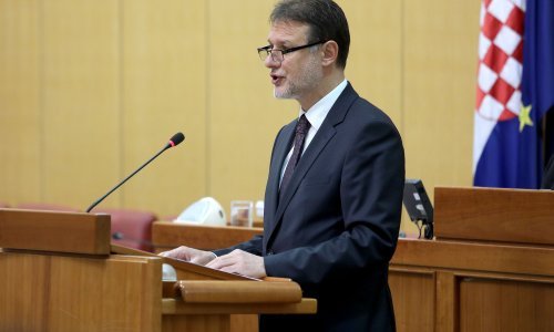 Sabor se minutom šutnje prisjetio žrtava holokausta, evo što je zastupnicima rekao Jandroković