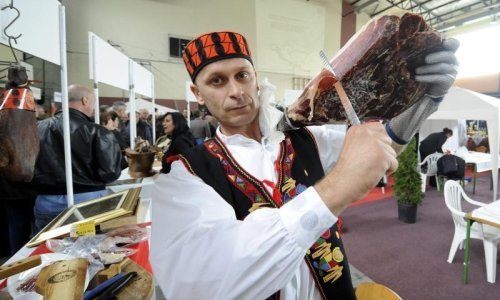 Sve što trebate znati o drniškom pršutu, deliciji pod zaštitom EU-a!