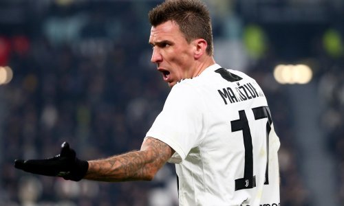 Povratnik Mario Mandžukić istrčao kao kapetan, a navijači ne mogu vjerovati što je sve ispustio Juventus