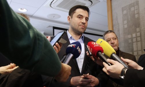Bernardić: Curenje tajnih dokumenta je kazneno djelo za što se ide u zatvor