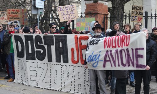 Prosvjednici ispred Ministarstva tražili povećanje budžeta za kulturu