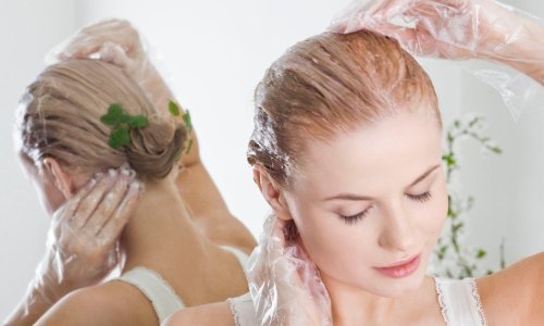 Sami bojite kosu? Evo o čemu morate voditi računa