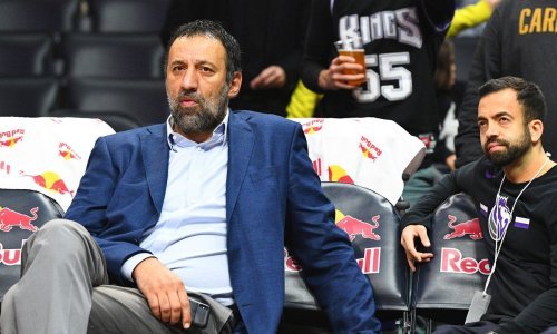 Promjene u Sacramentu; Vlade Divac najurio trenera pa ekspresno pronašao novog