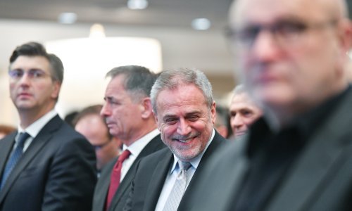 Sami kapitalci: Na Povjerenstvu za sukob interesa Pupovac, Bandić, Grabar Kitarović, Krstičević...