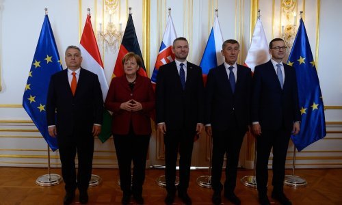 Merkel ide na smirivanje sa zemljama Višegradske skupine