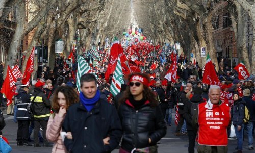 U Rimu prosvjedovali protiv populističke vlade: Dijelite zemlju i potičete rasizam