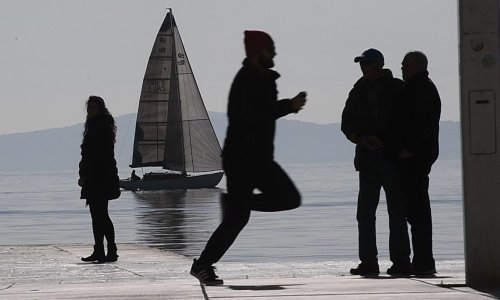 Policija privela trojicu napadača na vaterpoliste Crvene zvezde, kod jednog pronađen dres