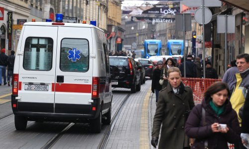 112 je izbor dvije trećine građana, no ne zovu svi koji su u nevolji; zabilježeno gotovo 6,5 tisuća zlonamjernih poziva
