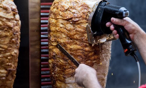 Granična policija zaustavila kombi s mesom, sumnja se na govedinu za kebab iz Poljske