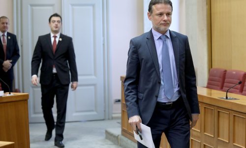 Vlada o strateškom partneru za Croatiu Airlines, Sabor o otocima i EU fondovima