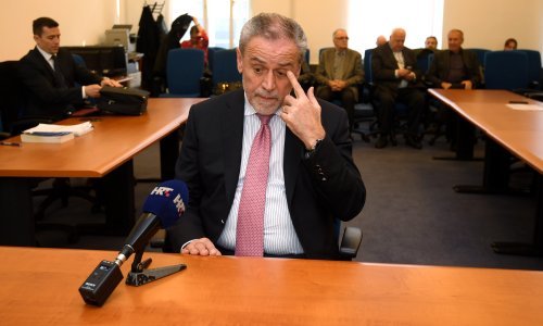 Odvjetnici tuže Bandića i Holding: Hanžekoviću dodijeljeno 173.552 predmeta, presuda za šest dana