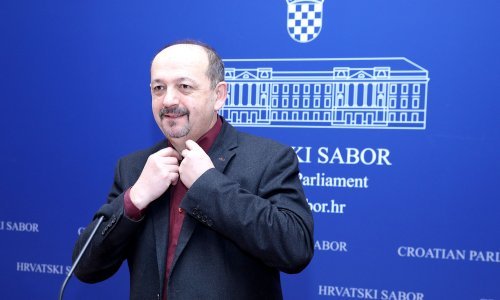 Lovrinović: Štetan i sramotan zakon stavlja HNB u povlašteni položaj