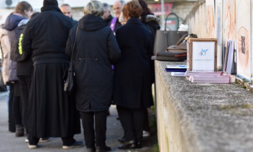 Hajdaš Dončić pitao, a evo što Vlada kaže o molitvama protiv abortusa pred bolnicama